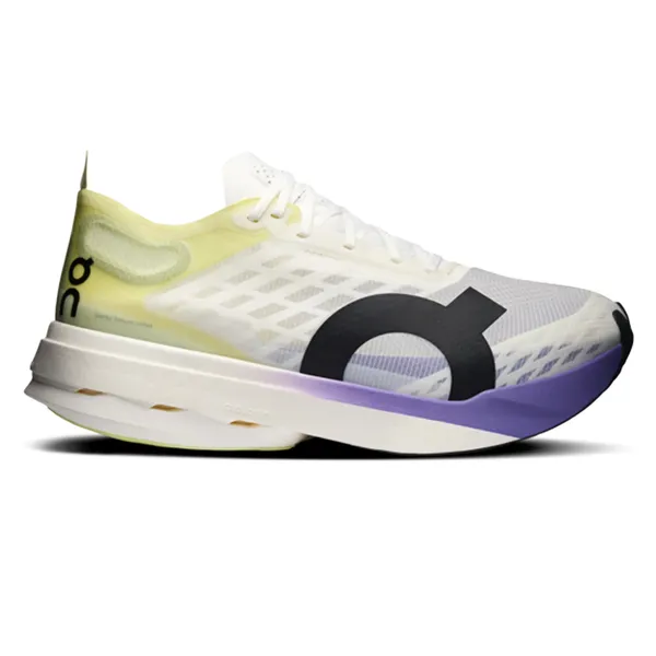 On Men's Cloudboom Strike Juniper | Limelight